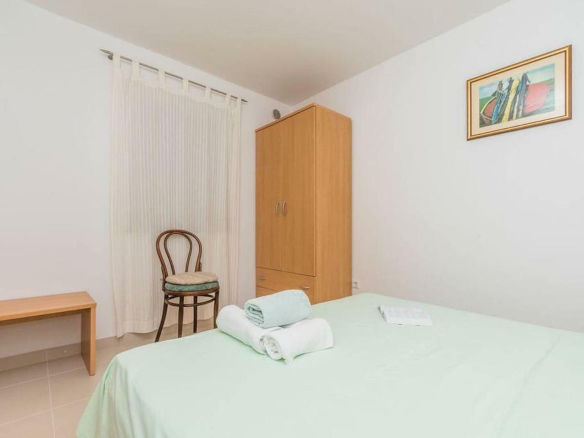 Apartment F-4 Климно Экстерьер фото