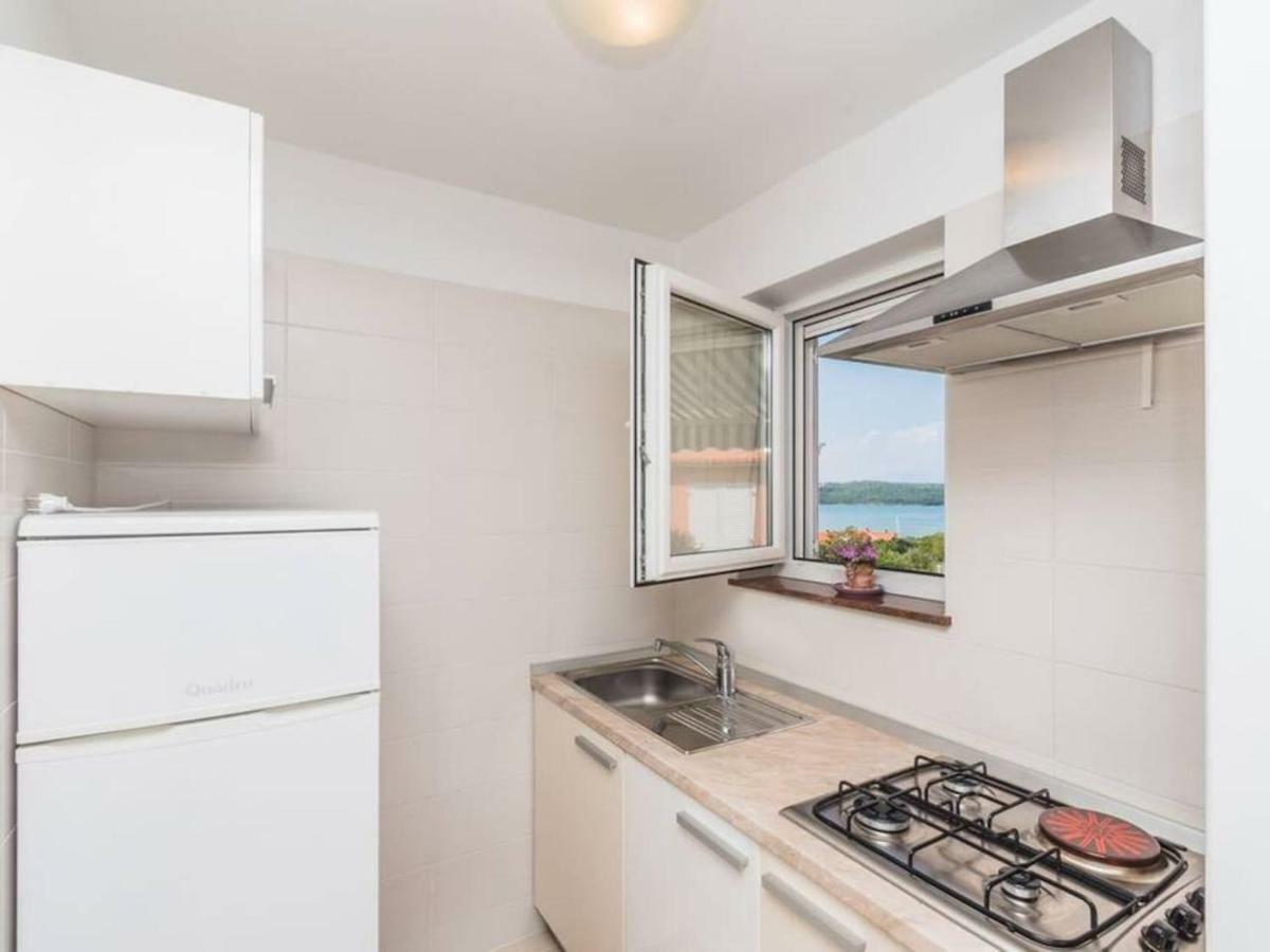 Apartment F-4 Климно Экстерьер фото