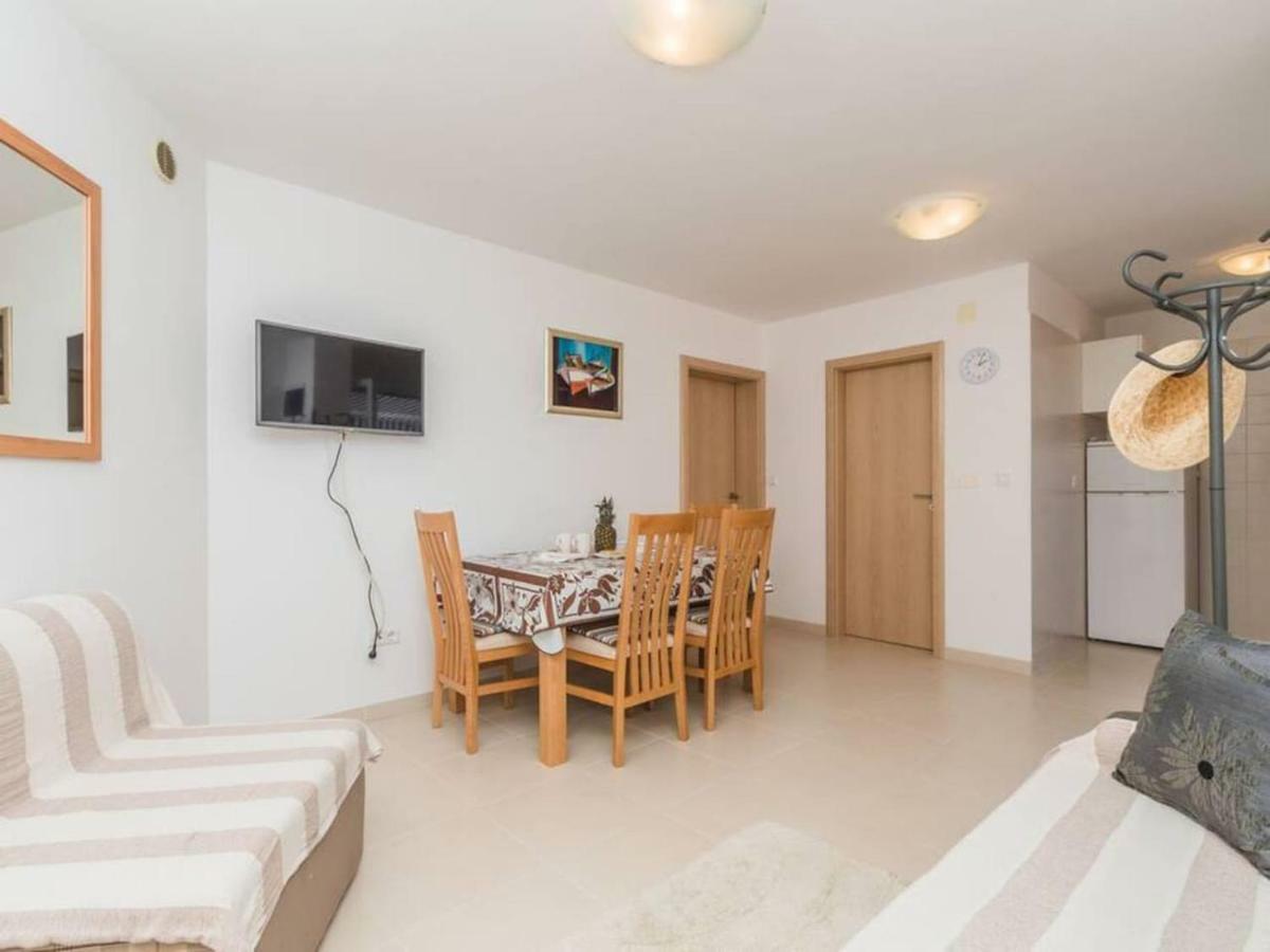 Apartment F-4 Климно Экстерьер фото
